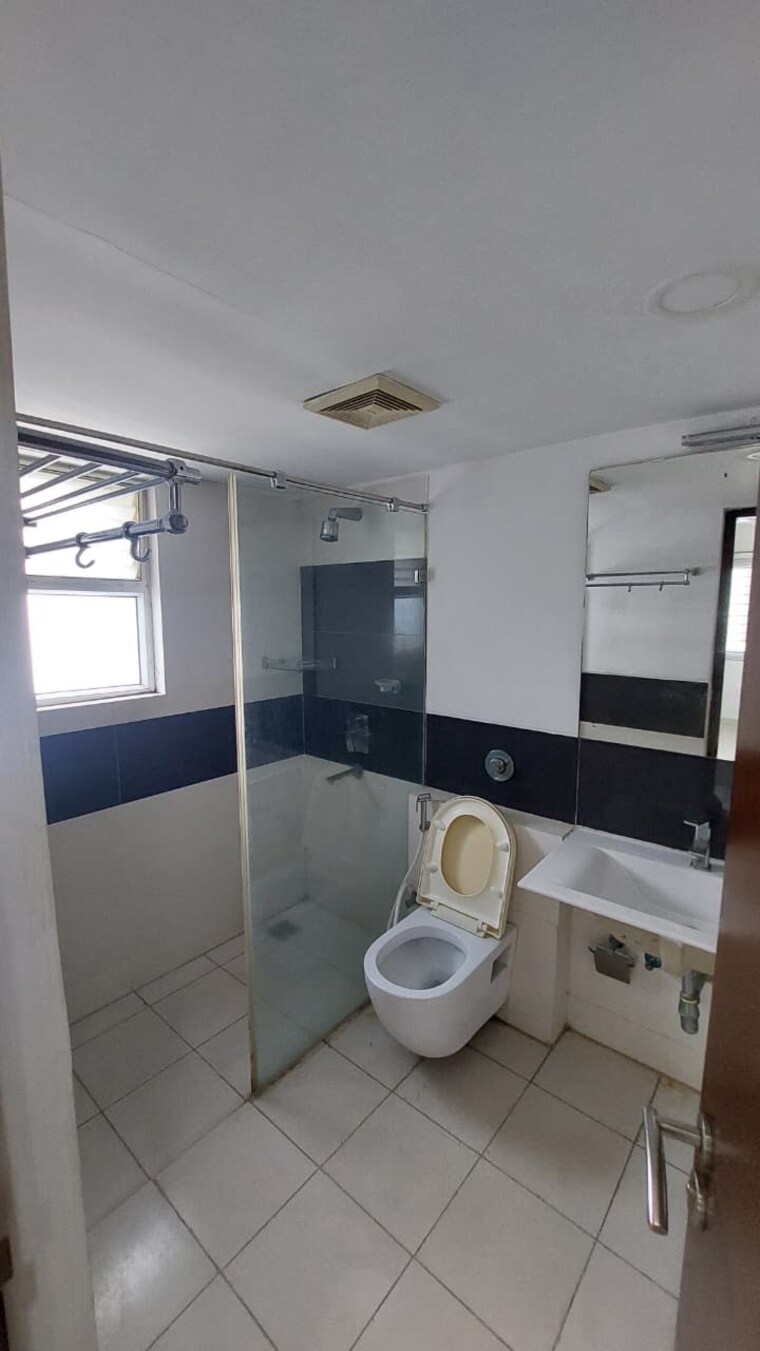 Attached Bathroom, prestige-high-fields 2 Bedroom 892 Sq.Ft. Apartment In Gachibowli Hyderabad 9391228