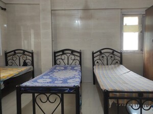 Bedroom in  Pg at Andheri East – for Rent