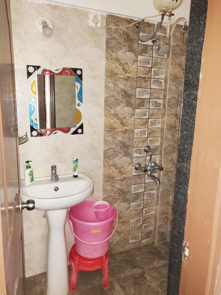 Bathroom, arunaren-residency 1 Bedroom 620 Sq.Ft. Apartment In Kharadi Pune 9391232