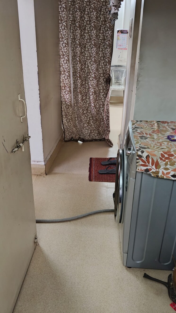 Bathroom, kothrud 1 Bedroom 525 Sq.Ft. Apartment In Kothrud Pune 9391267