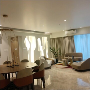 Gym in 3 BHK Apartment at Peninsula Salsette 27, Byculla – for Sale