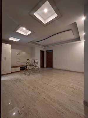 Parking in 2 BHK Builder Floor at Chironwali – for Rent