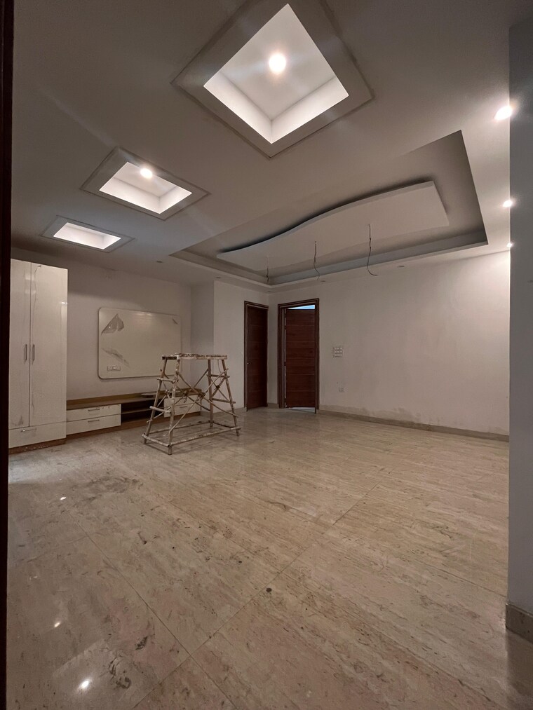  Parking, chironwali 2 Bedroom 1400 Sq.Ft. Builder Floor In Chironwali Dehradun 9391256