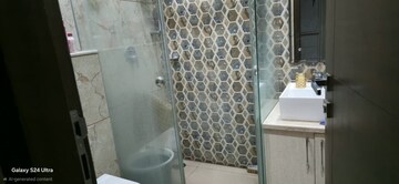 Attached Bathroom in 3 BHK Builder Floor at Safdarjung Enclave – for Sale