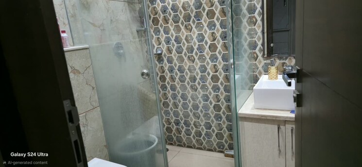 Attached Bathroom, safdarjung enclave 3 Bedroom 1350 Sq.Ft. Builder Floor In Safdarjung Enclave Delhi 9391268