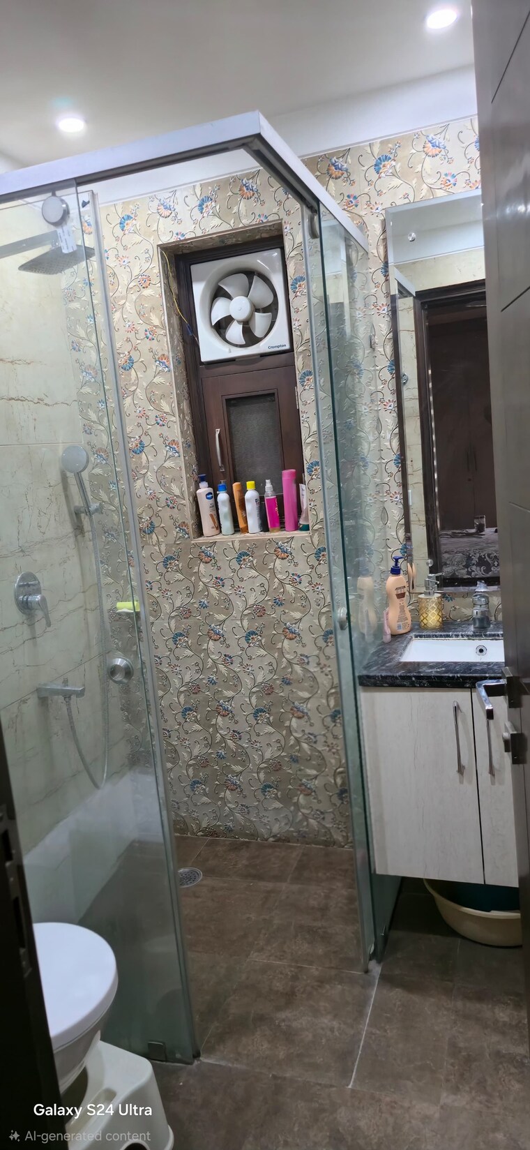 Attached Bathroom, safdarjung enclave 3 Bedroom 1350 Sq.Ft. Builder Floor In Safdarjung Enclave Delhi 9391268