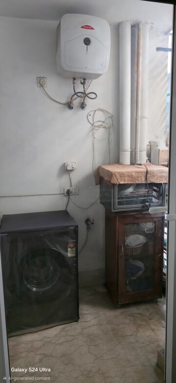  3 BHK Builder Floor at Safdarjung Enclave – for Sale