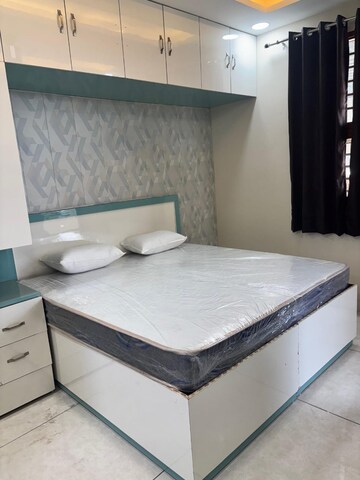 1 BHK Apartment For Rent in Vip Road