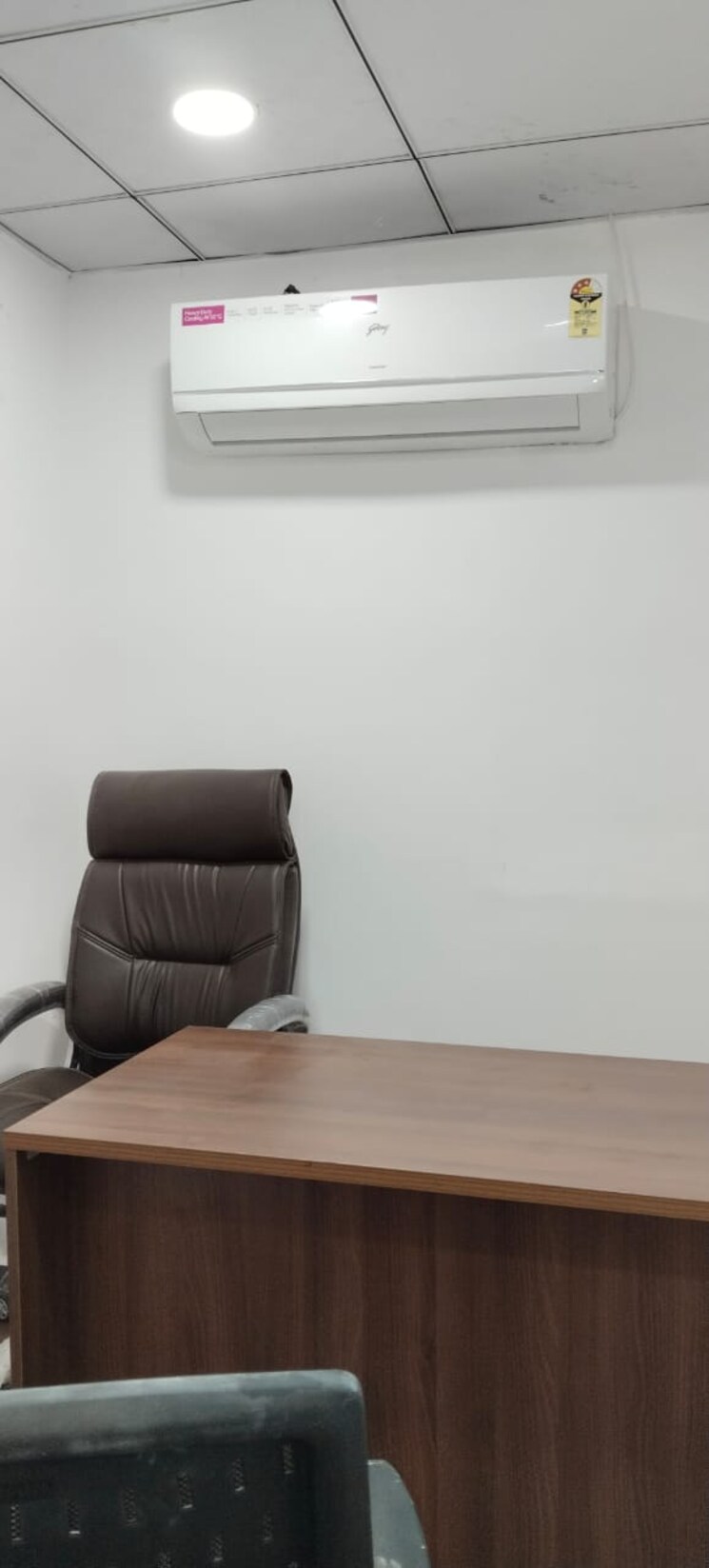 undefined, sector 63 Commercial Office Space 800 Sq.Mt. In Sector 63 Noida 9391293