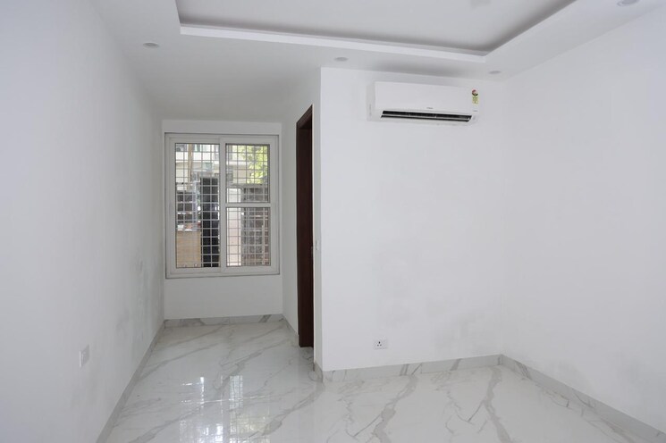 Room, vasant kunj 4 Bedroom 2200 Sq.Ft. Apartment In Vasant Kunj Delhi 9391307