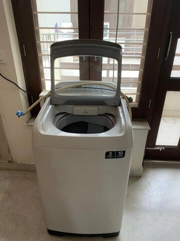 Parking in 2 BHK Builder Floor at Sector 46 – for Rent