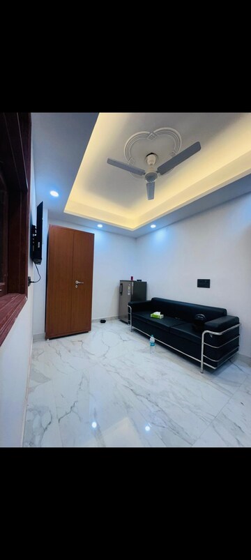 1 BHK Builder Floor For Rent in Saket