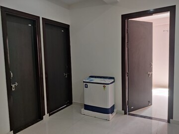 Room in 2 BHK Builder Floor at Sector 40 – for Rent