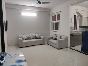 Living Room in 2 BHK Builder Floor at Sector 40 – for Rent