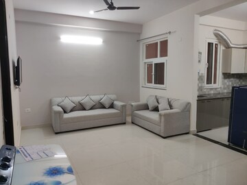 Living Room in 2 BHK Builder Floor at Sector 40 – for Rent