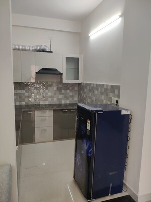 Kitchen in 2 BHK Builder Floor at Sector 40 – for Rent