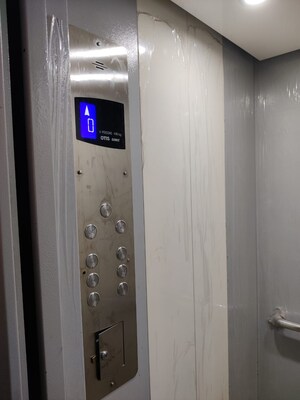 Building Lobby in 2 BHK Builder Floor at Sector 40 – for Rent