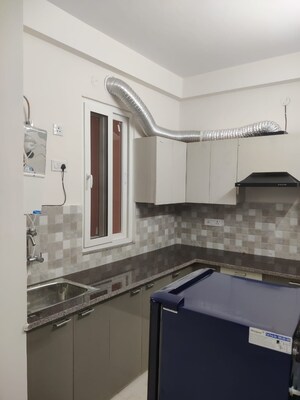 Kitchen in 2 BHK Builder Floor at Sector 40 – for Rent