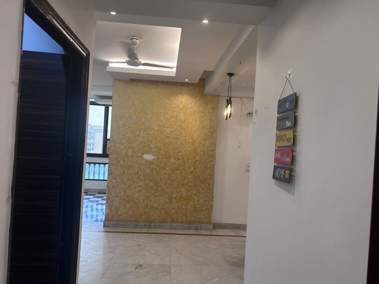 undefined, sector 7 dwarka 3 Bedroom 1400 Sq.Ft. Apartment In Sector 7 Dwarka Delhi 9391356