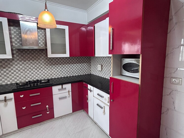 Kitchen, sector 7 dwarka 3 Bedroom 1400 Sq.Ft. Apartment In Sector 7 Dwarka Delhi 9391356