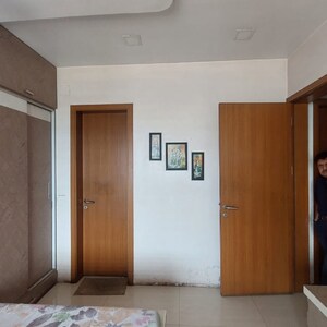 Room in 3 BHK Apartment at Waterfront Tropical Panache, Kasarvadavali – for Sale