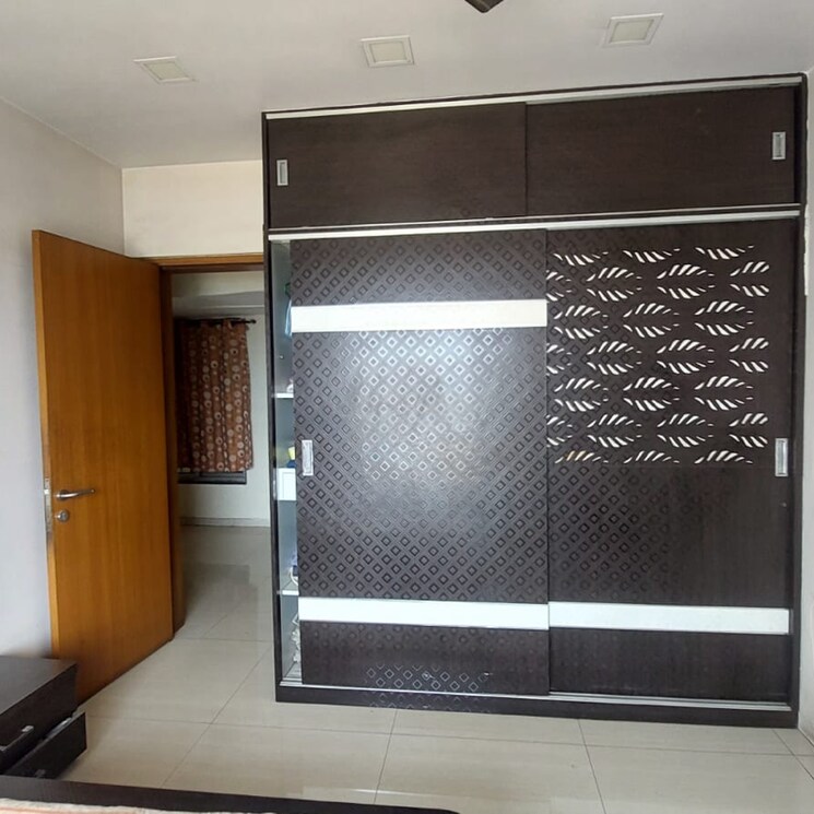 Room, waterfront-tropical-panache 3 Bedroom 1750 Sq.Ft. Apartment In Kasarvadavali Thane 9391402