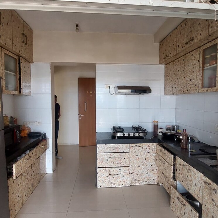 Kitchen, waterfront-tropical-panache 3 Bedroom 1750 Sq.Ft. Apartment In Kasarvadavali Thane 9391402