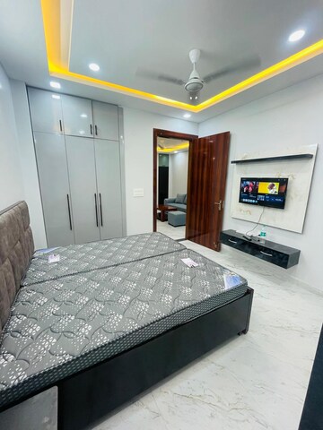 Bedroom in 2 BHK Builder Floor at Sector 46 – for Rent