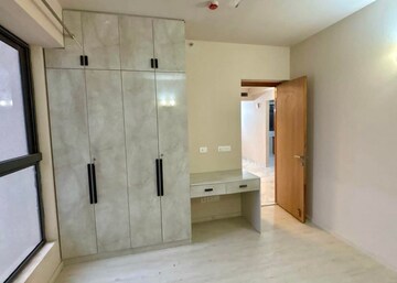 Room in 3 BHK Apartment at M3M Sky City, Sector 65 – for Rent
