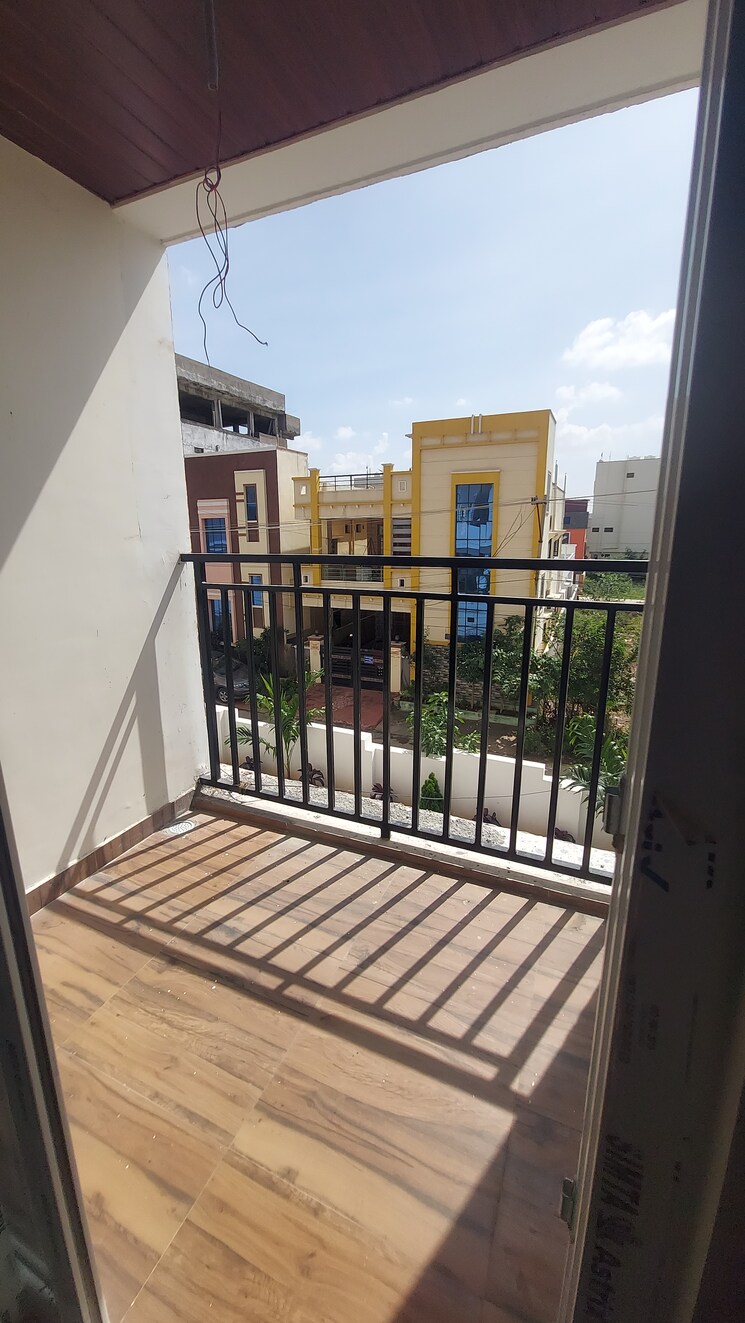 Balcony, sri-achyuta-art-living-homes 2 Bedroom 1250 Sq.Ft. Apartment In Keesara Hyderabad 9391449