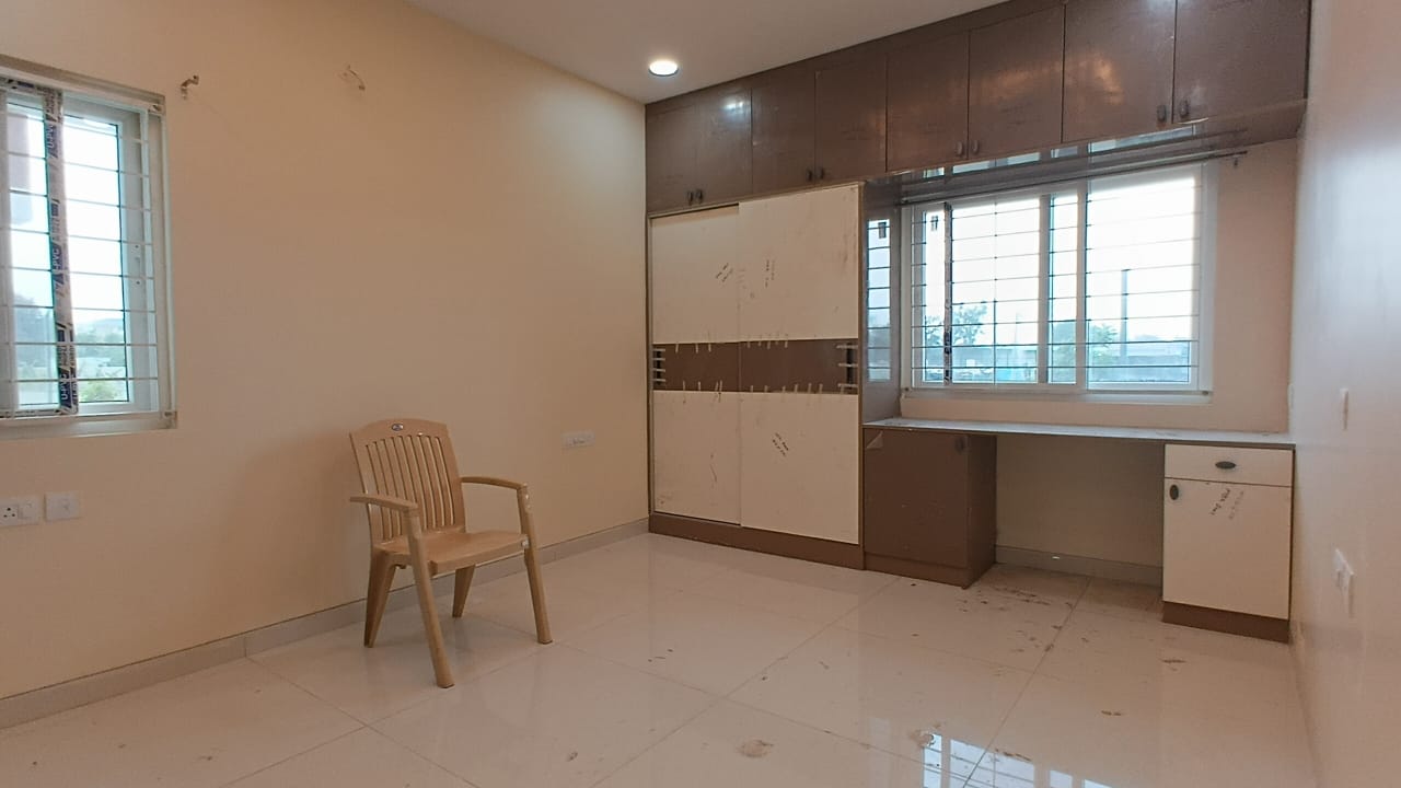 2 BHK + Pooja Room Apartment For Rent in Honer Aquantis
