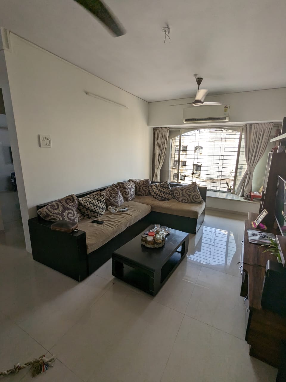 2 BHK Apartment For Sale in Oakland Park