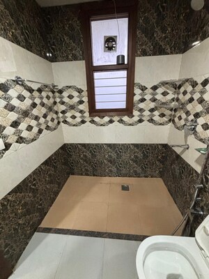 Master Bedroom in 2 BHK Builder Floor at Sector 38 – for Rent