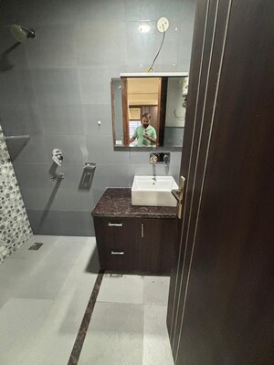 Kitchen in 2 BHK Builder Floor at Sector 38 – for Rent