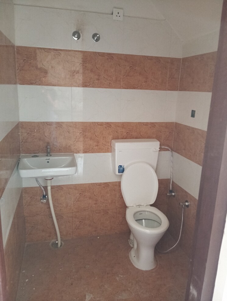 Bathroom, banar road 3 Bedroom 630 Sq.Ft. Villa In Banar Road Jodhpur 9391544