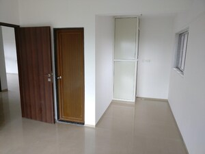 Bedroom in 2 BHK Apartment at Sindhi Society, Chembur – for Rent