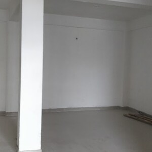 Room in  Office Space at Vibhuti Khand – for Rent