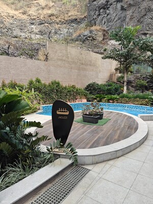 Master Bedroom in 2 BHK Apartment at Kanakia Silicon Valley, Powai – for Rent