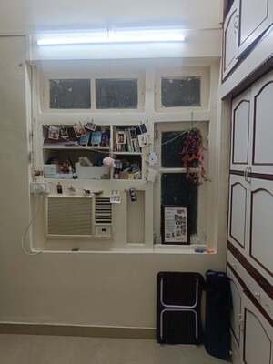 Furnished Amenities in  Pg at Bandra West – for Rent