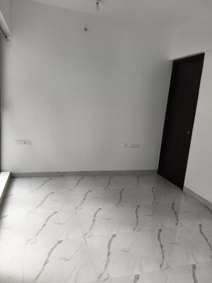 2 BHK Apartment For Rent in Raymond Ten X Habitat, Pokhran Road No Two