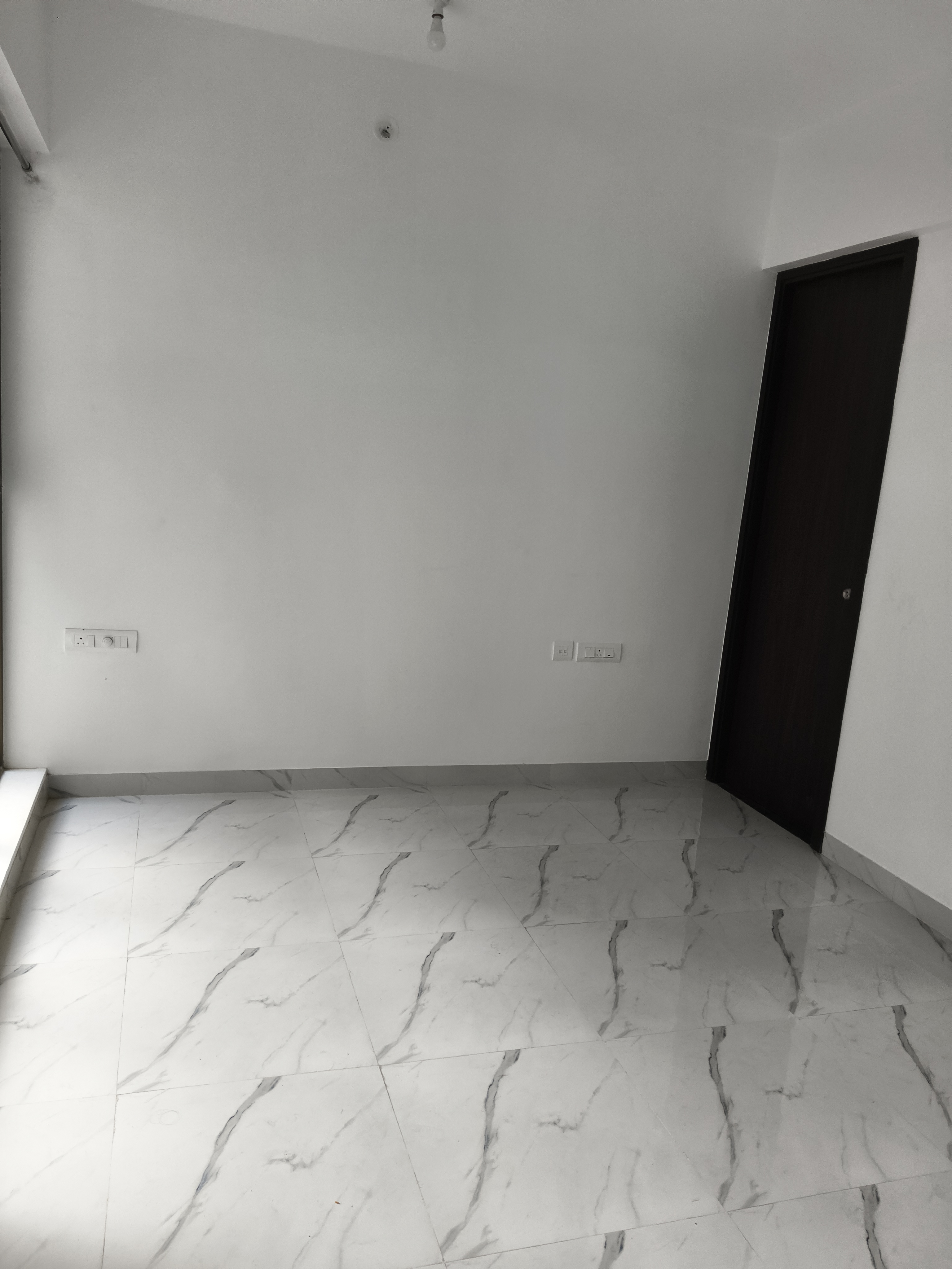 2 BHK Apartment For Rent in Raymond Ten X Habitat