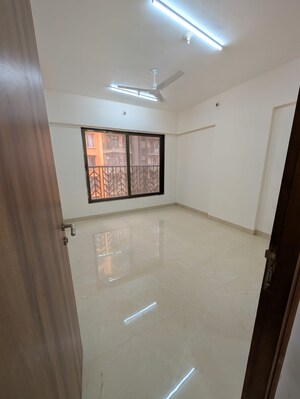Bedroom in 3 BHK Apartment at Chembur – for Rent