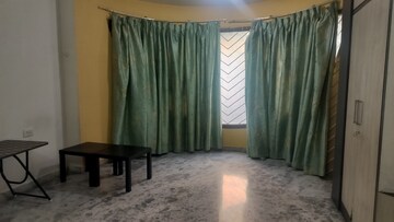 Room in 4 BHK Apartment at Jubilee Hills – for Sale