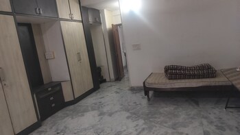 4 BHK Flat for Sale in Jubilee Hills, Hyderabad