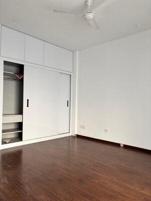 Room in 3 BHK Apartment at Spaze Privy AT4, Sector 84 – for Rent