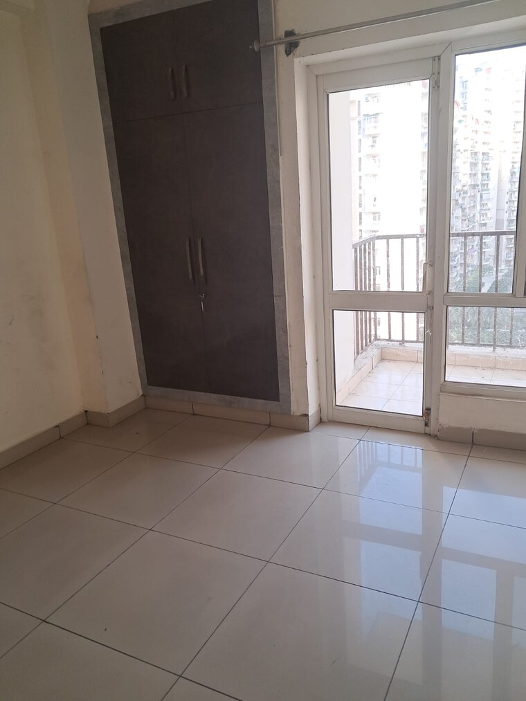 Room, dev-city-dadri 2.5 Bedroom 1500 Sq.Ft. Villa In Chhapraula Greater Noida 9391609