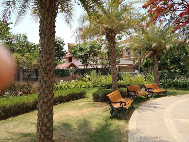 Garden, mantri-webcity 3 Bedroom 1740 Sq.Ft. Apartment In Hennur Bangalore 9391599