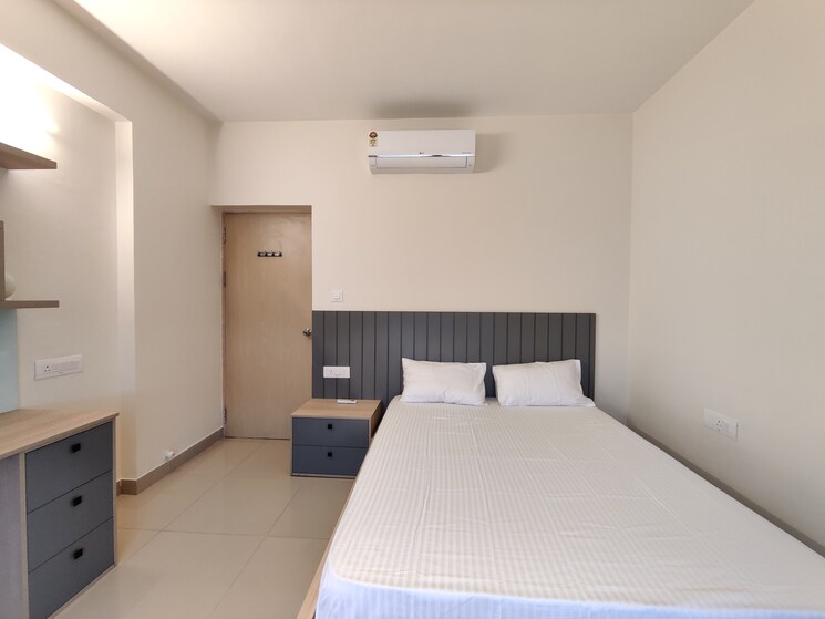 Bedroom, mantri-webcity 3 Bedroom 1740 Sq.Ft. Apartment In Hennur Bangalore 9391599