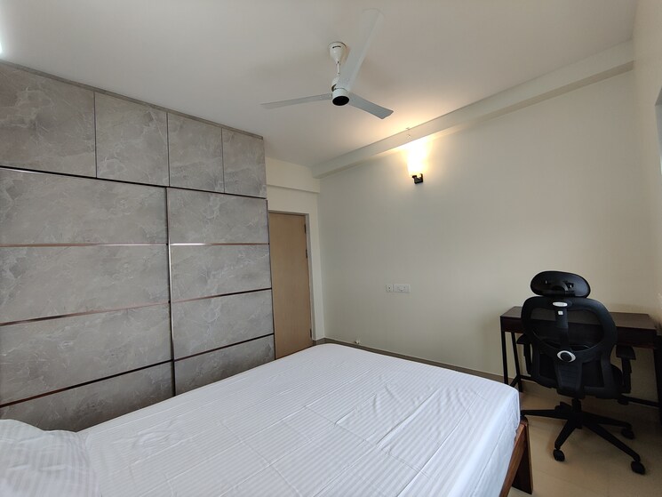 Bathroom, mantri-webcity 3 Bedroom 1740 Sq.Ft. Apartment In Hennur Bangalore 9391599