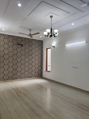 Room in 2 BHK Builder Floor at Sector 46 – for Rent